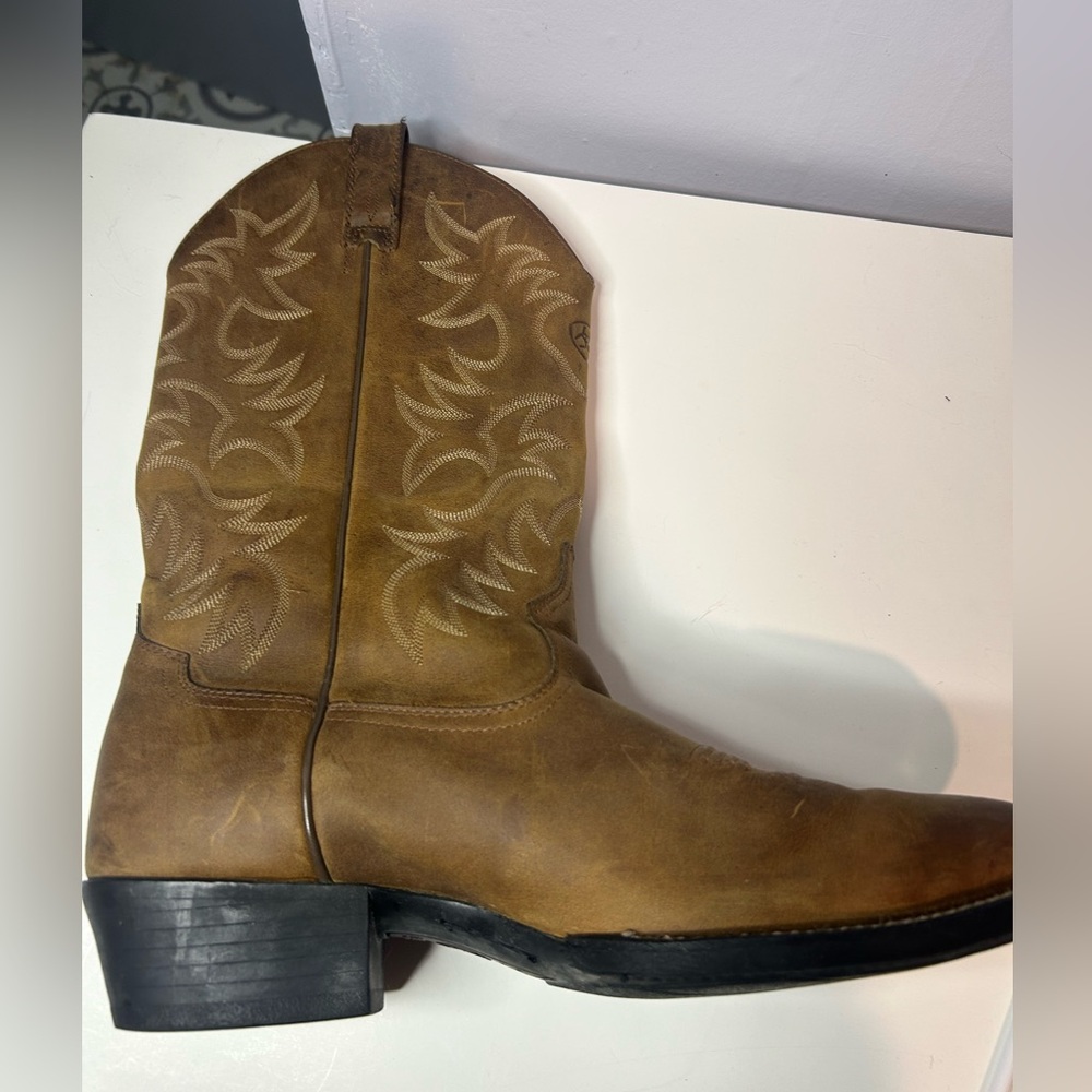 Ariat Brown Western Boots with Embroidery - Picture 7 of 11